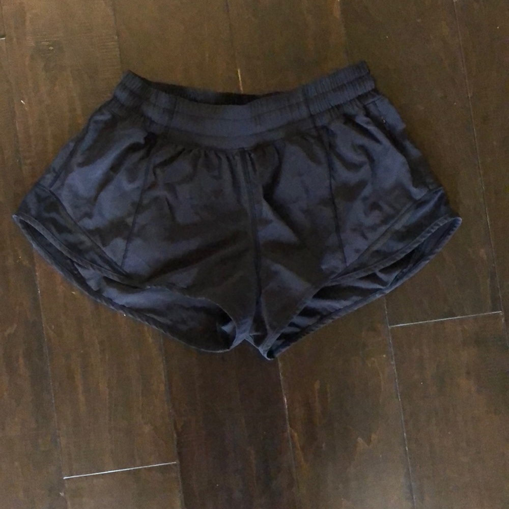 Size 6 Lululemon shorts 2.5”